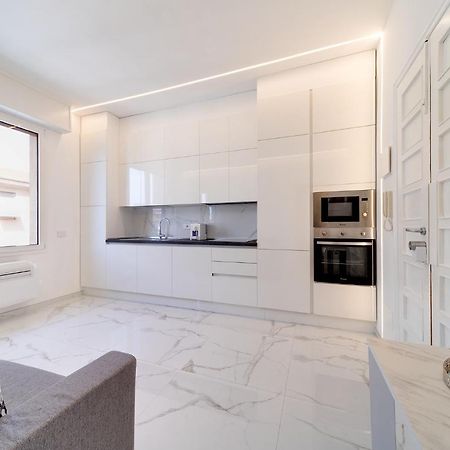 Suite Aurora Luxury In The Center Of Sanremo Esterno foto
