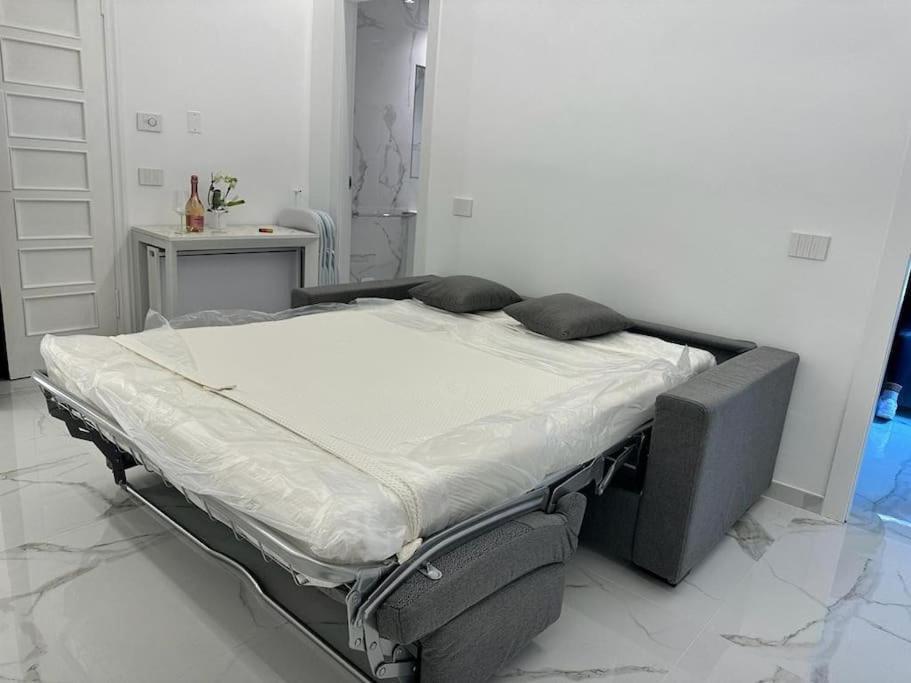 Suite Aurora Luxury In The Center Of Sanremo Esterno foto