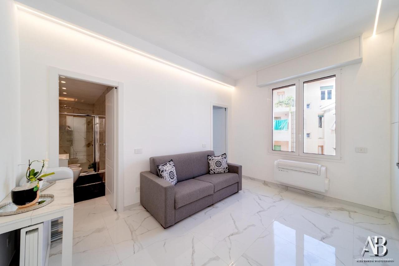 Suite Aurora Luxury In The Center Of Sanremo Esterno foto
